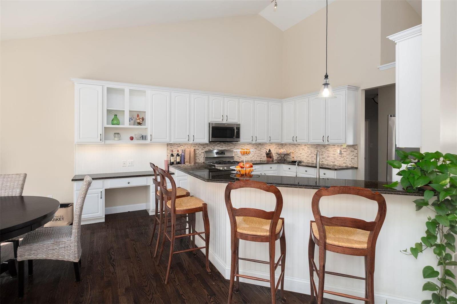 978 Stone Spring Drive Eureka, MO 63025 - Photo 8 of 36