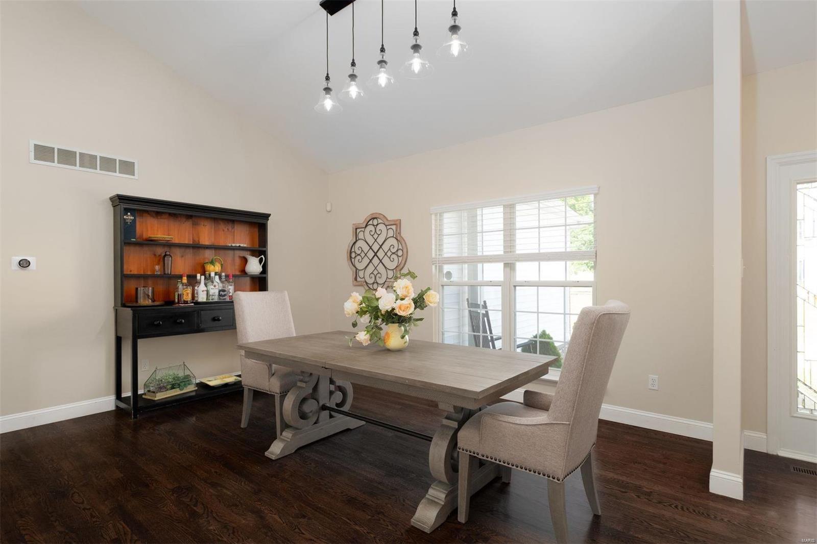 978 Stone Spring Drive Eureka, MO 63025 - Photo 10 of 36