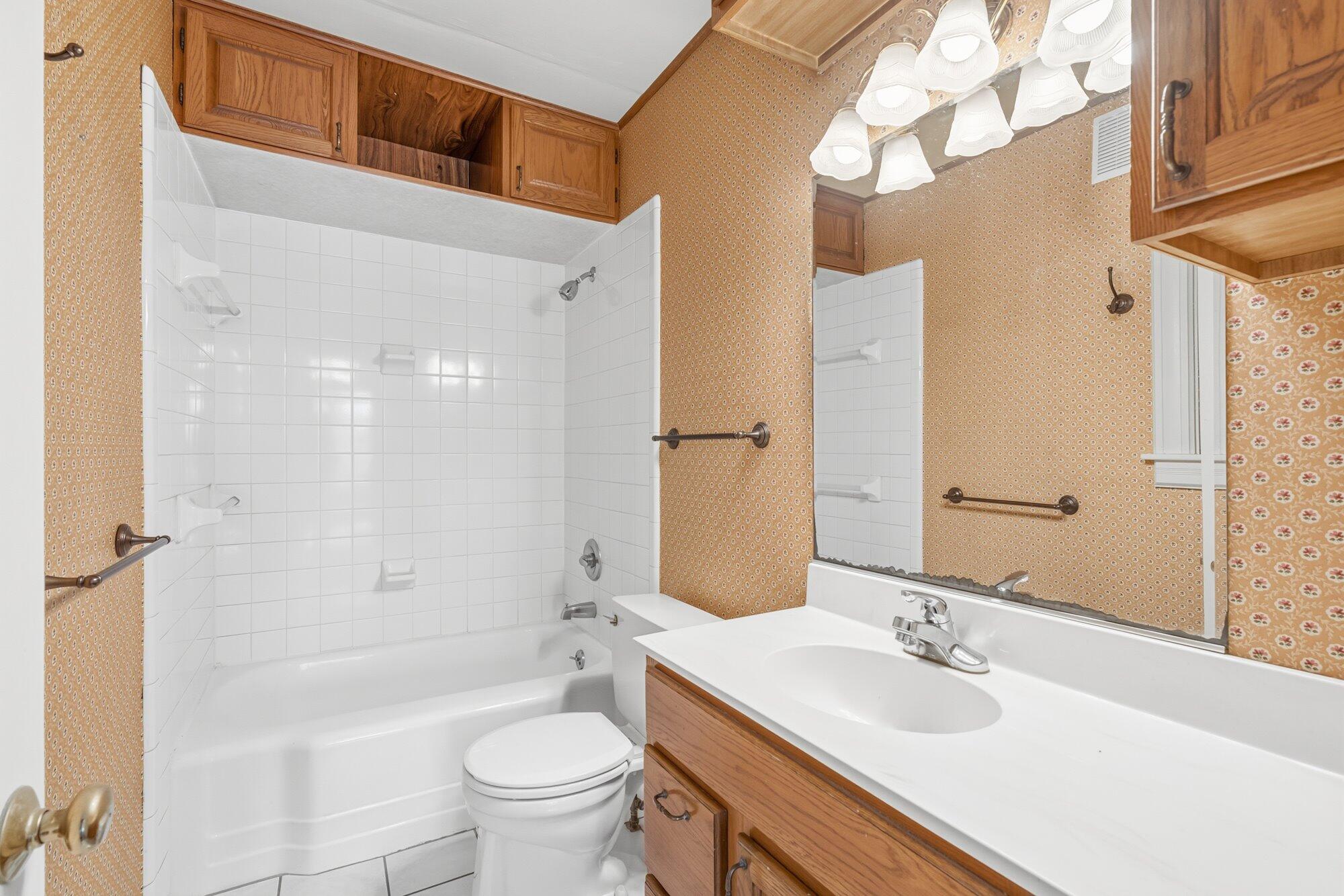3725 Nichols Road Kalamazoo, MI 49004 - Photo 23 of 53 24-WM3725nichols-19