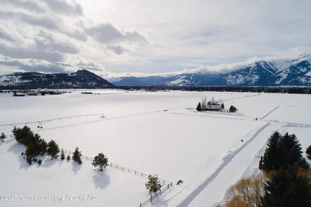 $2,850,000 | 175 Sylvia Drive, Jackson, WY 83001