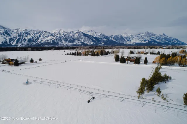 $2,850,000 | 175 Sylvia Drive, Jackson, WY 83001