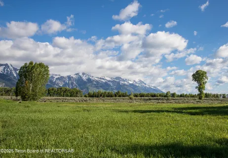 $2,850,000 | 175 Sylvia Drive, Jackson, WY 83001