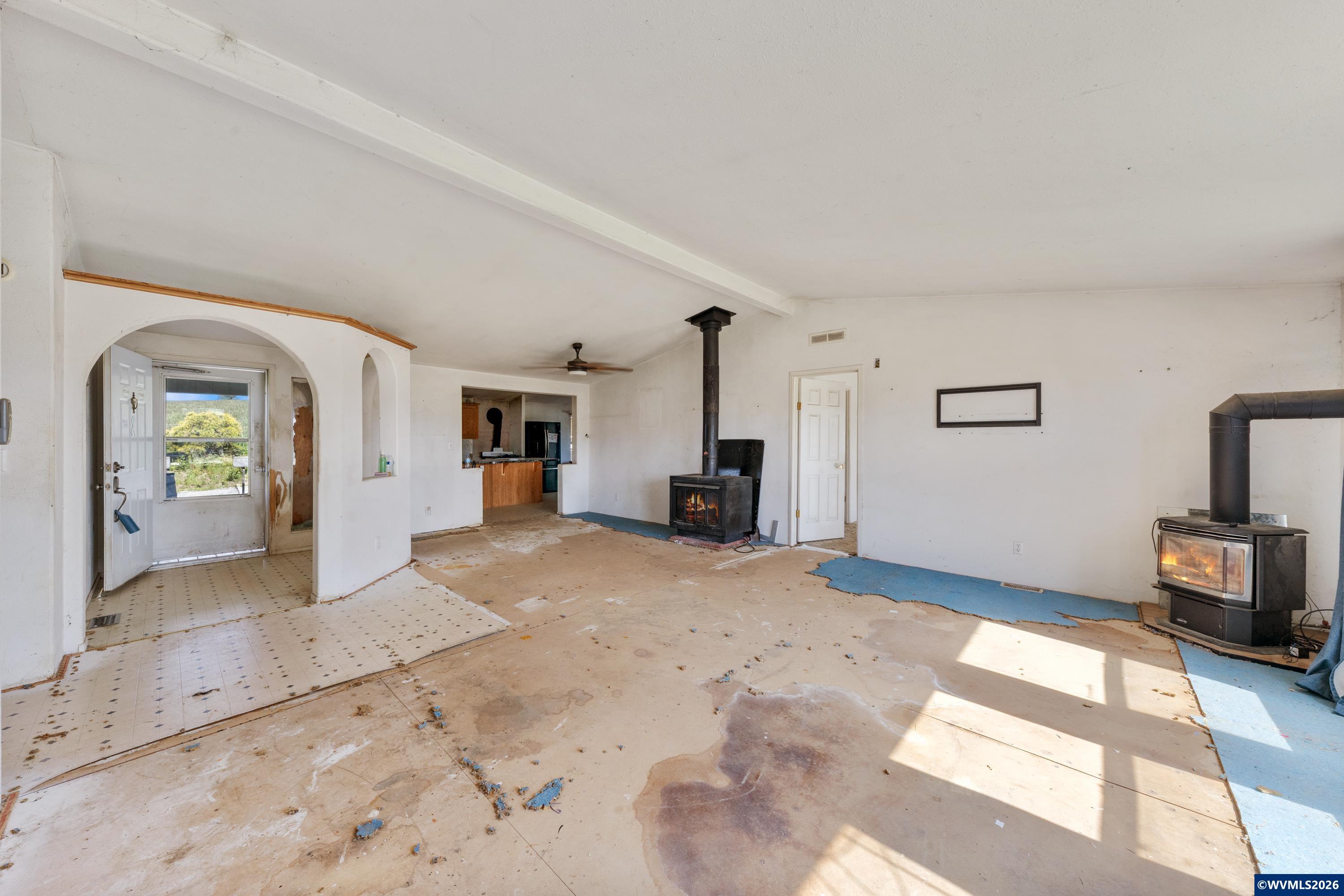 4065 Perrydale Road Dallas, OR 97338 - Photo 9 of 31