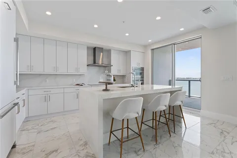 $1,999,999 | 2910 West Barcelona Street, Unit 903, Tampa, FL 33629