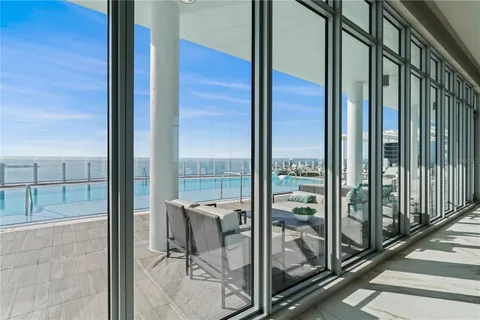 $1,999,999 | 2910 West Barcelona Street, Unit 903, Tampa, FL 33629