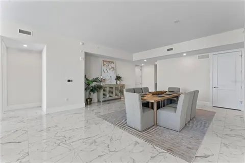 $1,999,999 | 2910 West Barcelona Street, Unit 903, Tampa, FL 33629