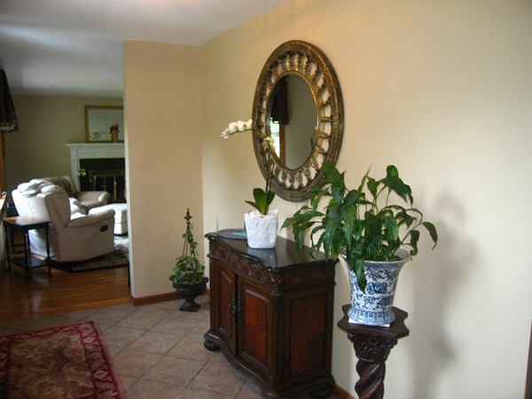 270 Marked Tree Road Holliston, MA 01746 - Photo 8 of 28 Gallery Image 8