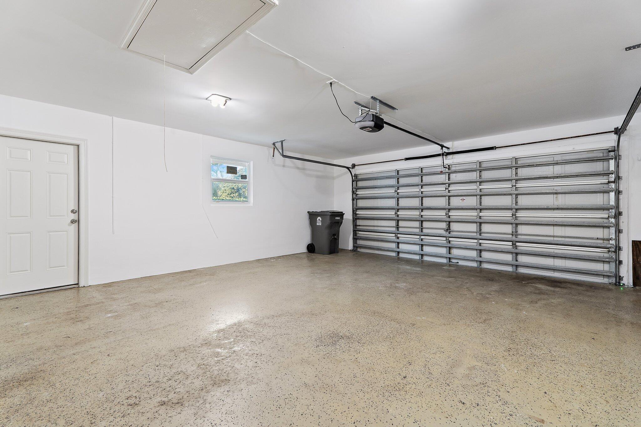 18799 Rio Vista Drive Jupiter, FL 33469 - Photo 39 of 58 065-18799RioVistaDr-Jupiter-SMALL