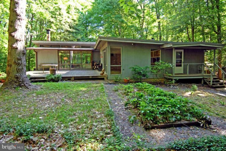2501 Rockwood Road Accokeek, MD 20607 - Photo 1 of 19 Exterior (Main)