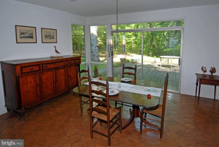 2501 Rockwood Road Accokeek, MD 20607 - Photo 3 of 19 Dining Room