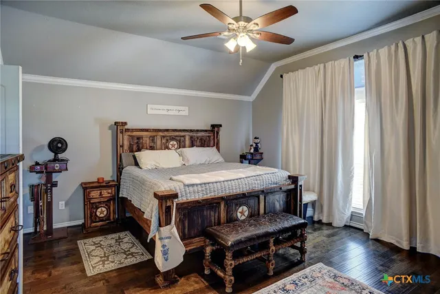 $990,000 | 1940 County Road 335, Shiner, TX 77984