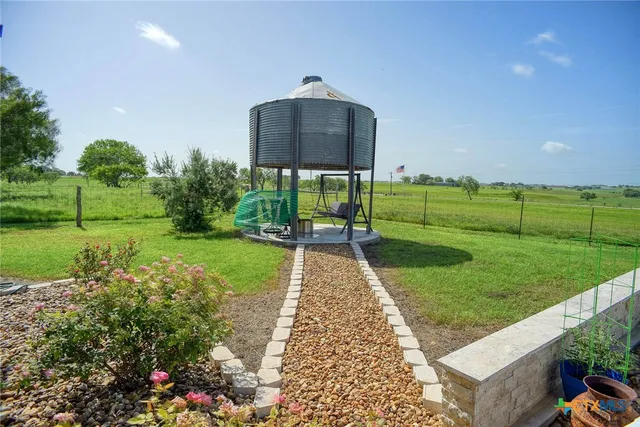 $990,000 | 1940 County Road 335, Shiner, TX 77984