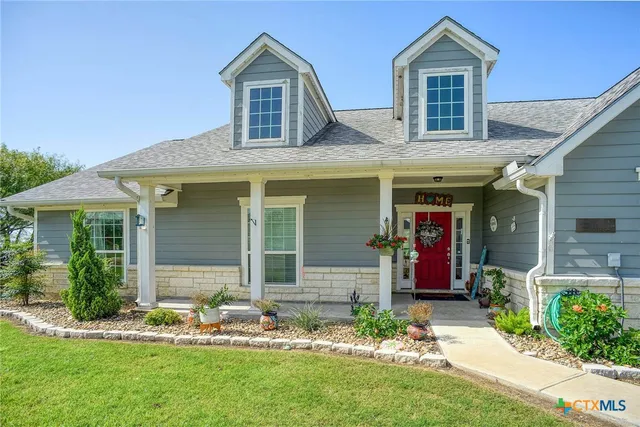 $990,000 | 1940 County Road 335, Shiner, TX 77984