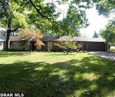 22263 Meridian Road Grosse Ile, MI 48138 - Photo 1 of 15 952547.JPG
