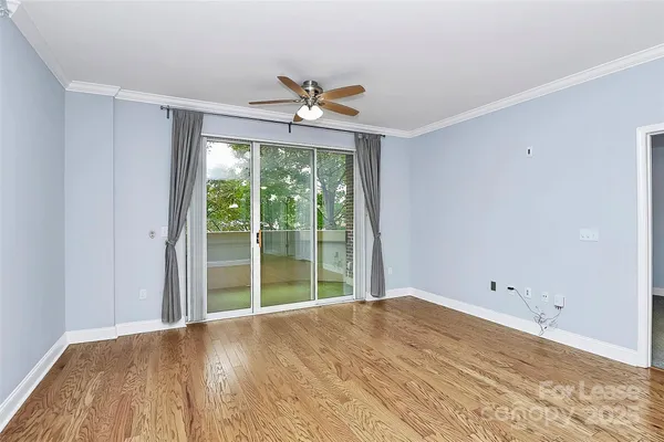 $2,300 | 300 West 5th Street, Unit 315, Charlotte, NC 28202