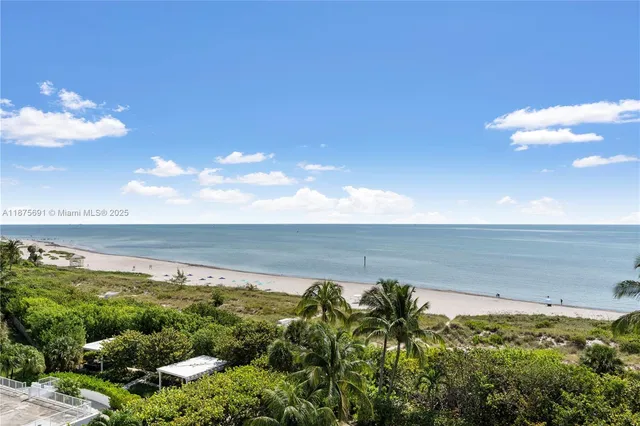 $989,000 | 200 Ocean Ln Drive, Unit 703, Key Biscayne, FL 33149