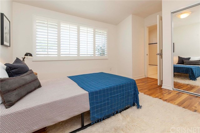 17040 Countess Place Encino, CA 91436 - Photo 16 of 18