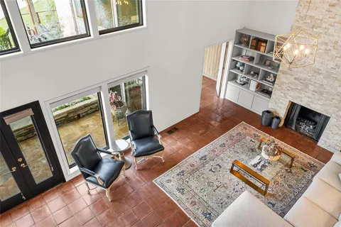 $674,500 | 1 Country Lake Drive, Carrollton, TX 75006