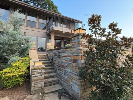 $674,500 | 1 Country Lake Drive, Carrollton, TX 75006