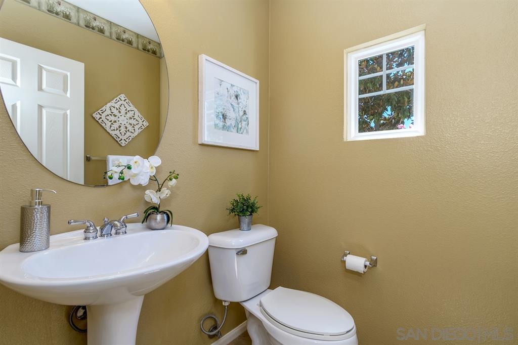 12257 Pepper Tree Lane Poway, CA 92064 - Photo 12 of 25