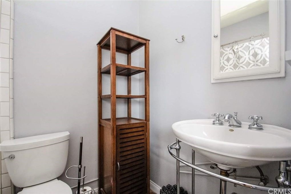 1546 Marion Drive Glendale, CA 91205 - Photo 16 of 22