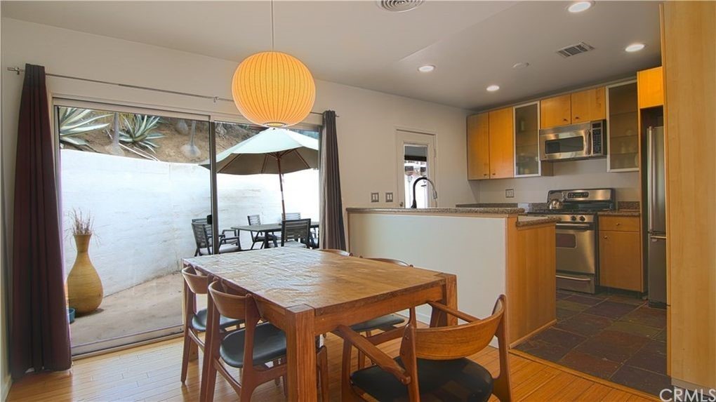 1546 Marion Drive Glendale, CA 91205 - Photo 9 of 22