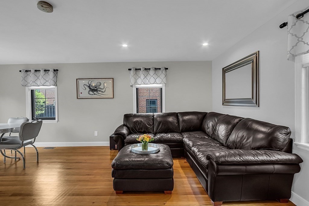 61 Pierce Road, Unit 61 Watertown, MA 02472 - Photo 5 of 33 Gallery Image 5