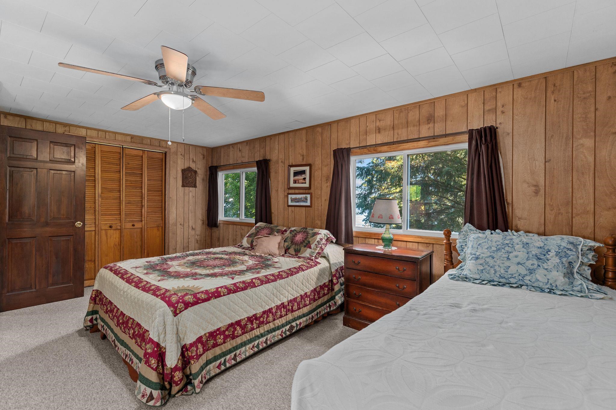 5592 Lake Road Oshkosh, WI 54902 - Photo 38 of 65 Gallery Image 38