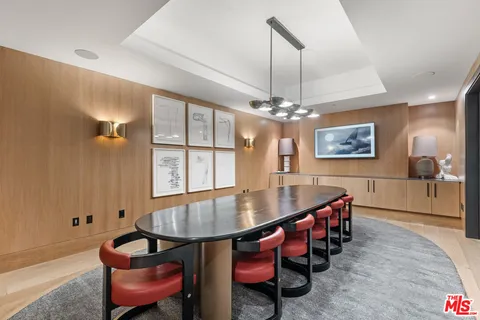 $1,480,000 | 10777 Wilshire Boulevard, Unit 201, Los Angeles, CA 90024