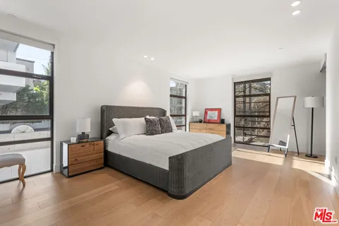 $1,480,000 | 10777 Wilshire Boulevard, Unit 201, Los Angeles, CA 90024