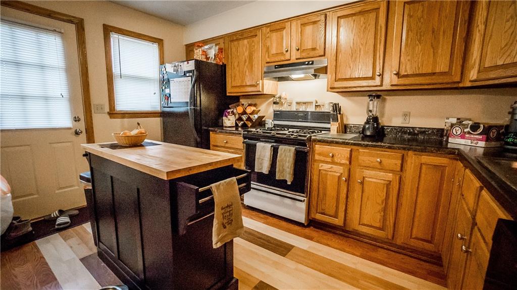 200 Chicora Road, Unit 4 Butler, PA 16001 - Photo 4 of 25 Abundant Cabinetry and Counter Space