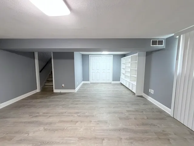 $225,900 | 3921 Eastmont Drive, South Bend, IN 46628