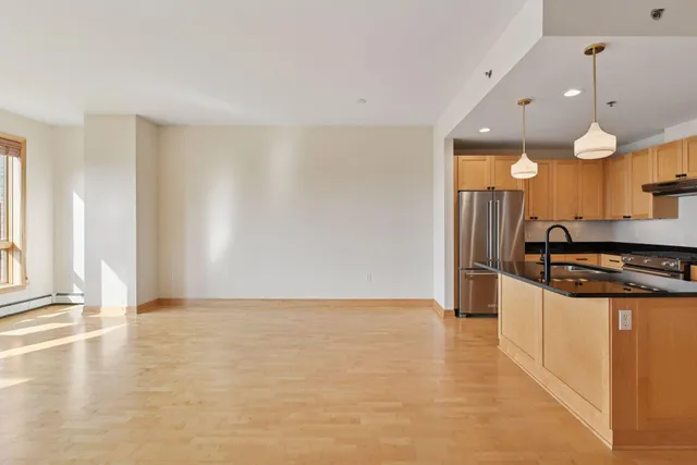 $473,000 | 4201 Sunset Drive, Unit N308, Spring Park, MN 55384