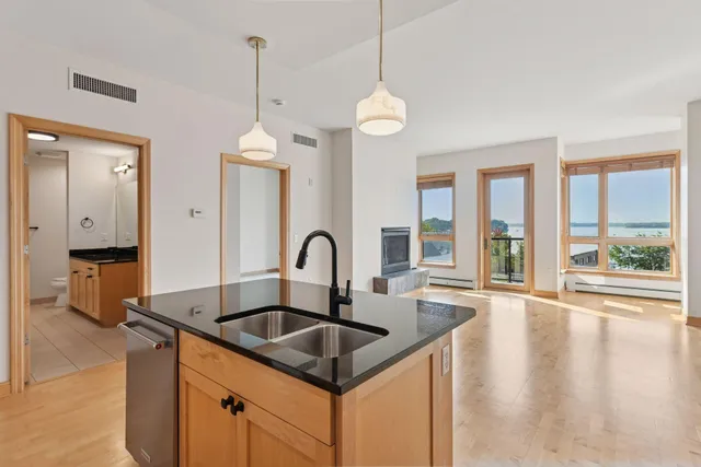 $473,000 | 4201 Sunset Drive, Unit N308, Spring Park, MN 55384