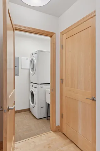 $473,000 | 4201 Sunset Drive, Unit N308, Spring Park, MN 55384