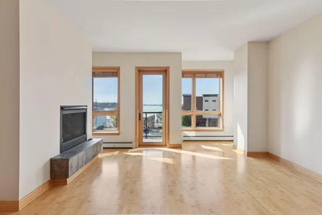 $473,000 | 4201 Sunset Drive, Unit N308, Spring Park, MN 55384