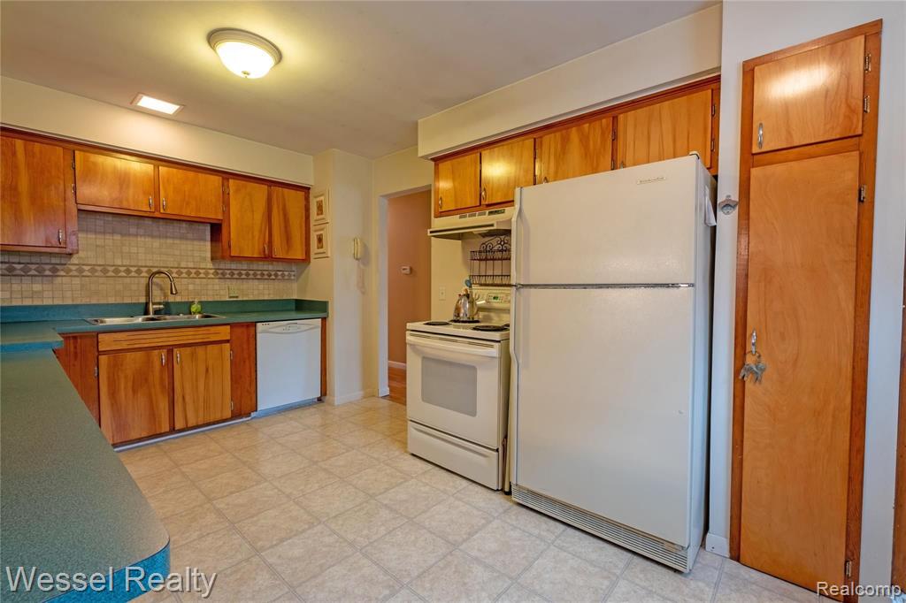436 Wonder Lane Romeo, MI 48065 - Photo 20 of 34