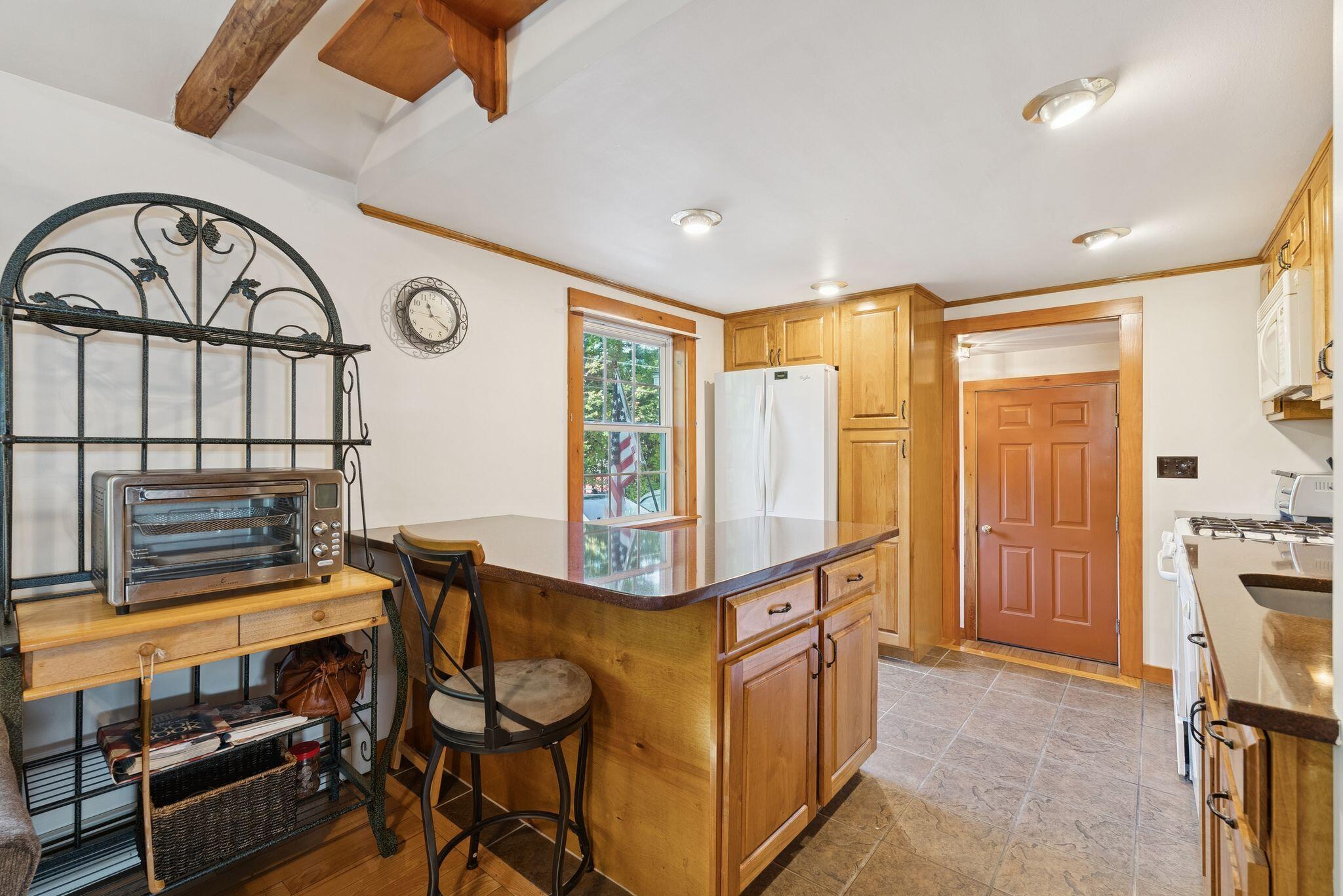 26 Wright Road Windham, ME 04062 - Photo 9 of 48 Kitchen