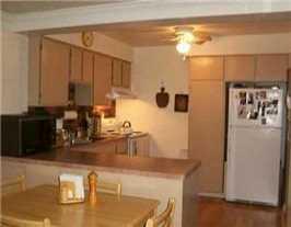 1548 Prospect Road Baldwin, PA 15227 - Photo 3 of 7 Kitchen.