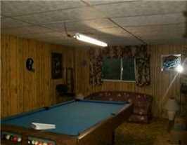 1548 Prospect Road Baldwin, PA 15227 - Photo 5 of 7 Den/Family/Great Room.