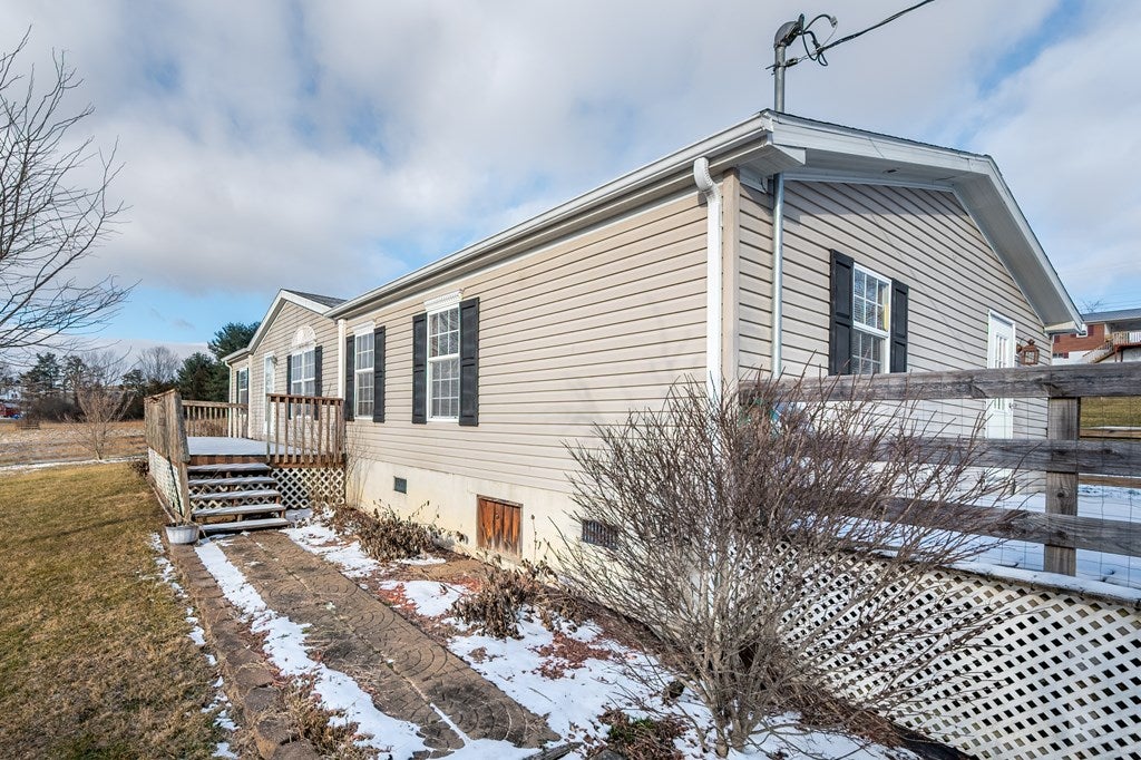135 Kitchen Road Max Meadows, VA 24360 - Photo 26 of 98 Gallery Image 26