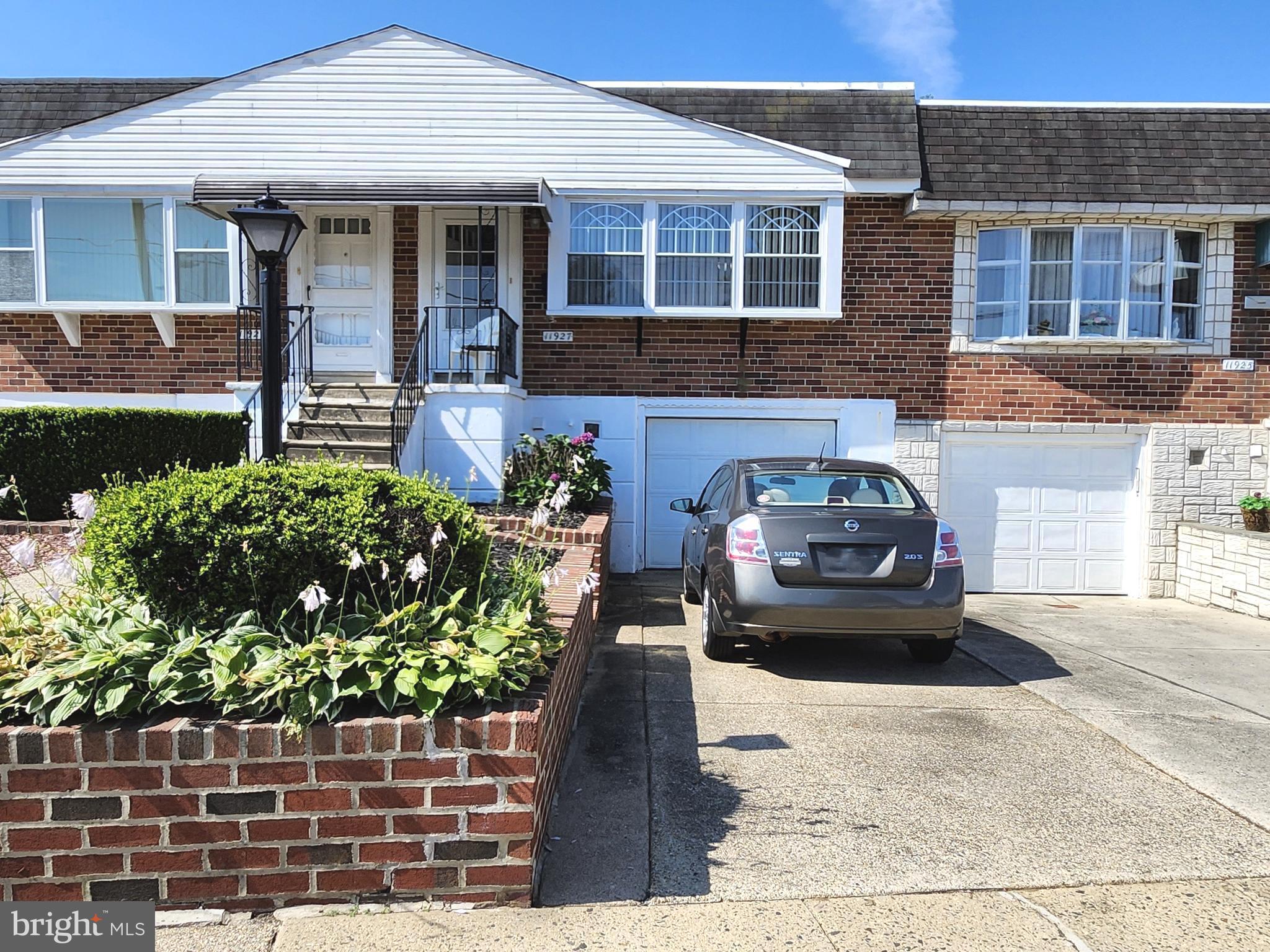 11927 Covert Road Philadelphia, PA 19154 - Photo 1 of 22 Gallery Image 1