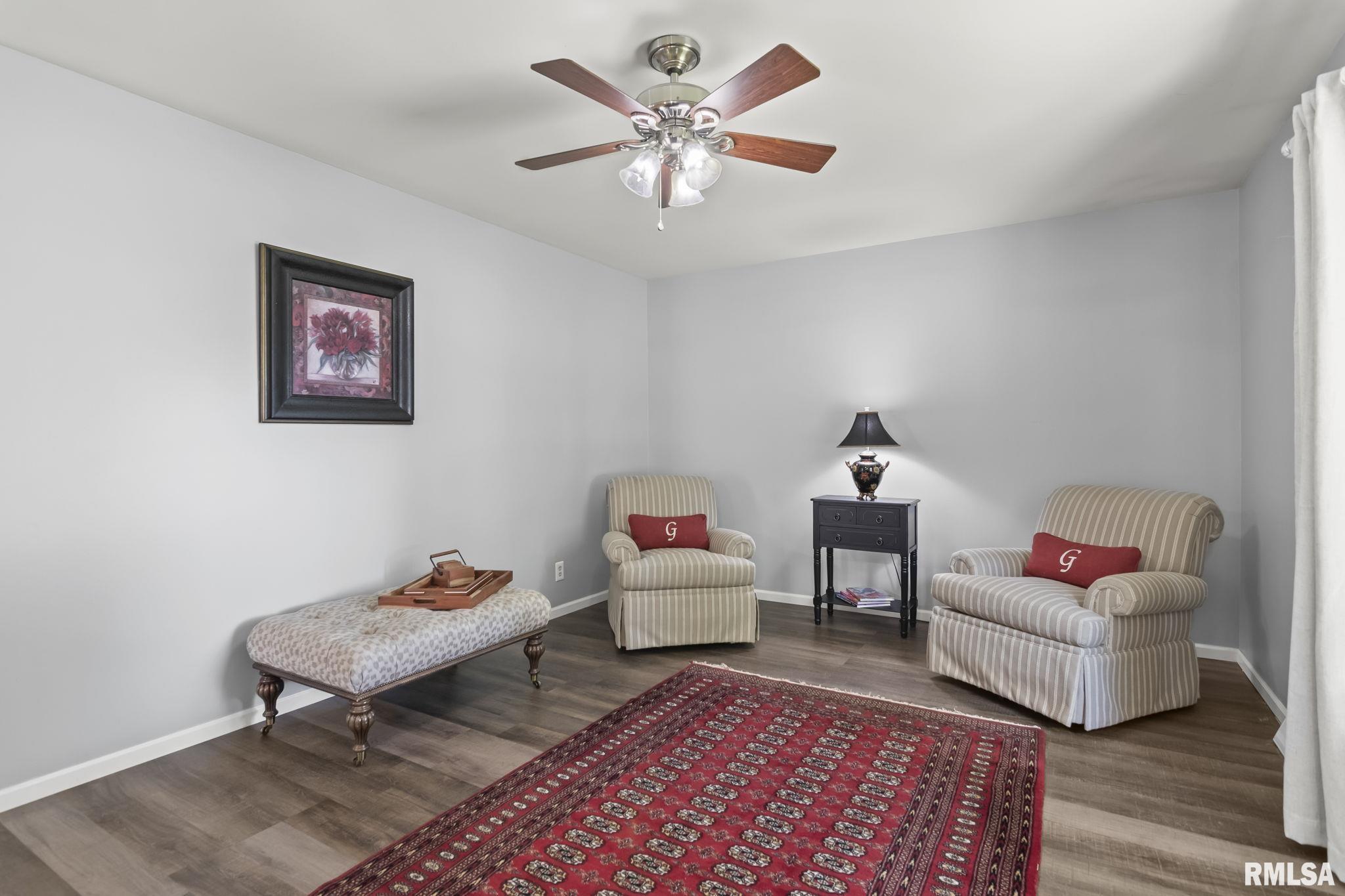 2529 Selkirk Road Springfield, IL 62702 - Photo 7 of 34