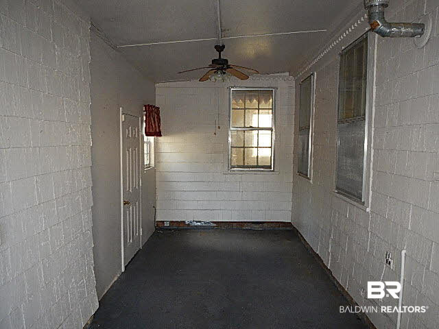 822 Lovelace Avenue Brewton, AL 36426 - Photo 3 of 13