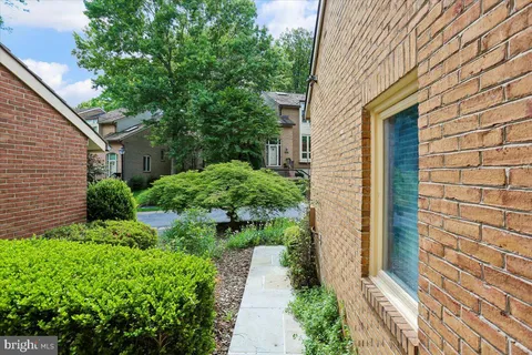 $1,480,000 | 6113 Goldtree Way, Bethesda, MD 20817