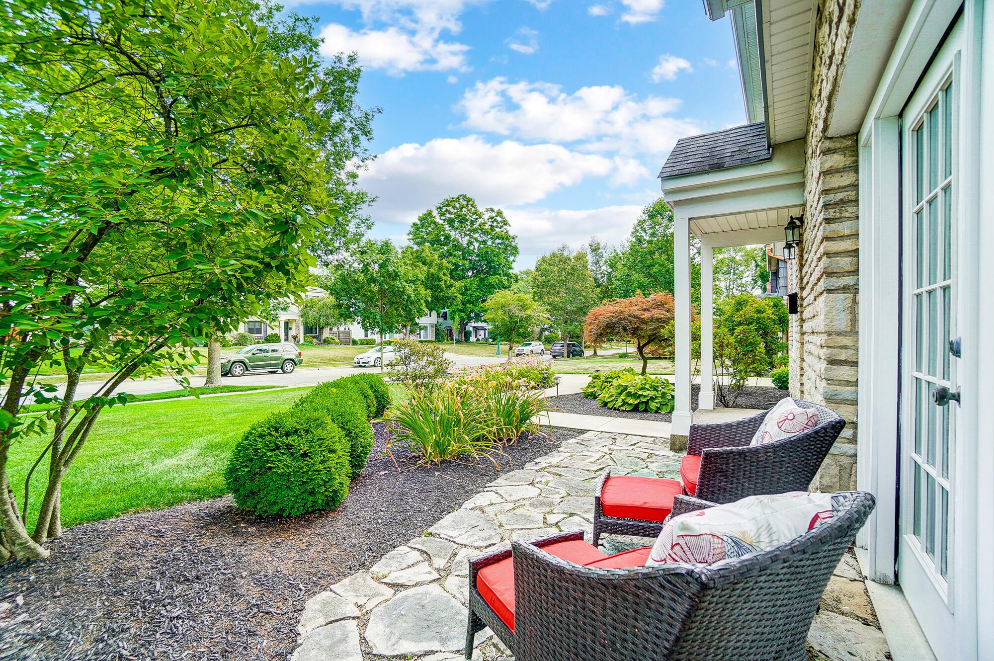 1539 Cardiff Road Columbus, OH 43221 - Photo 17 of 45 Great spot to relax and unwind.