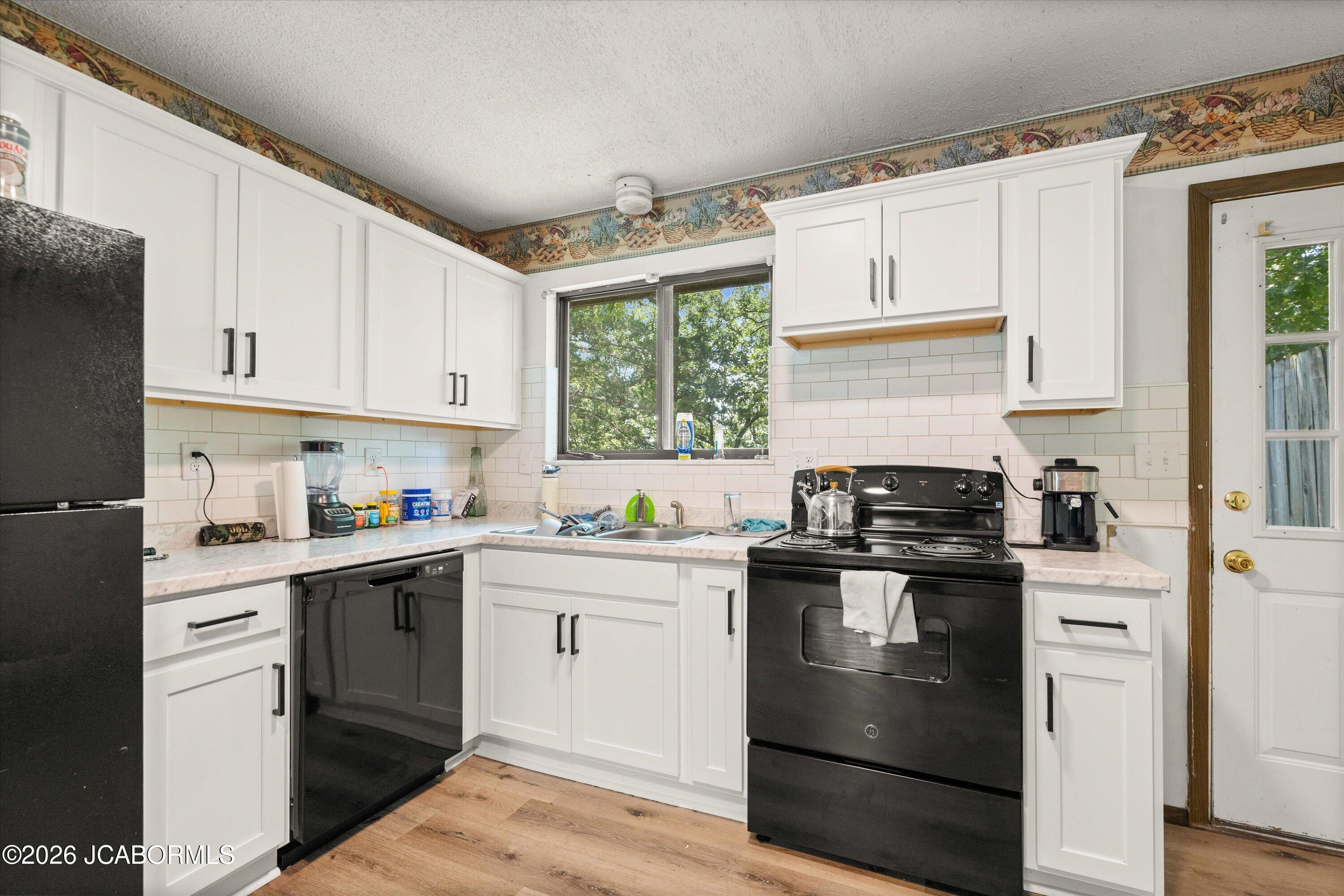 3229 Cassidy Road Jefferson City, MO 65101 - Photo 15 of 43