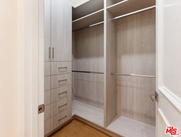 $35,000 | 345 South Saltair Avenue, Los Angeles, CA 90049