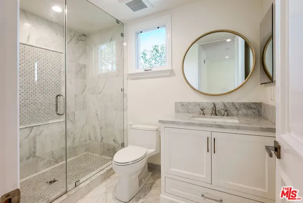 $35,000 | 345 South Saltair Avenue, Los Angeles, CA 90049