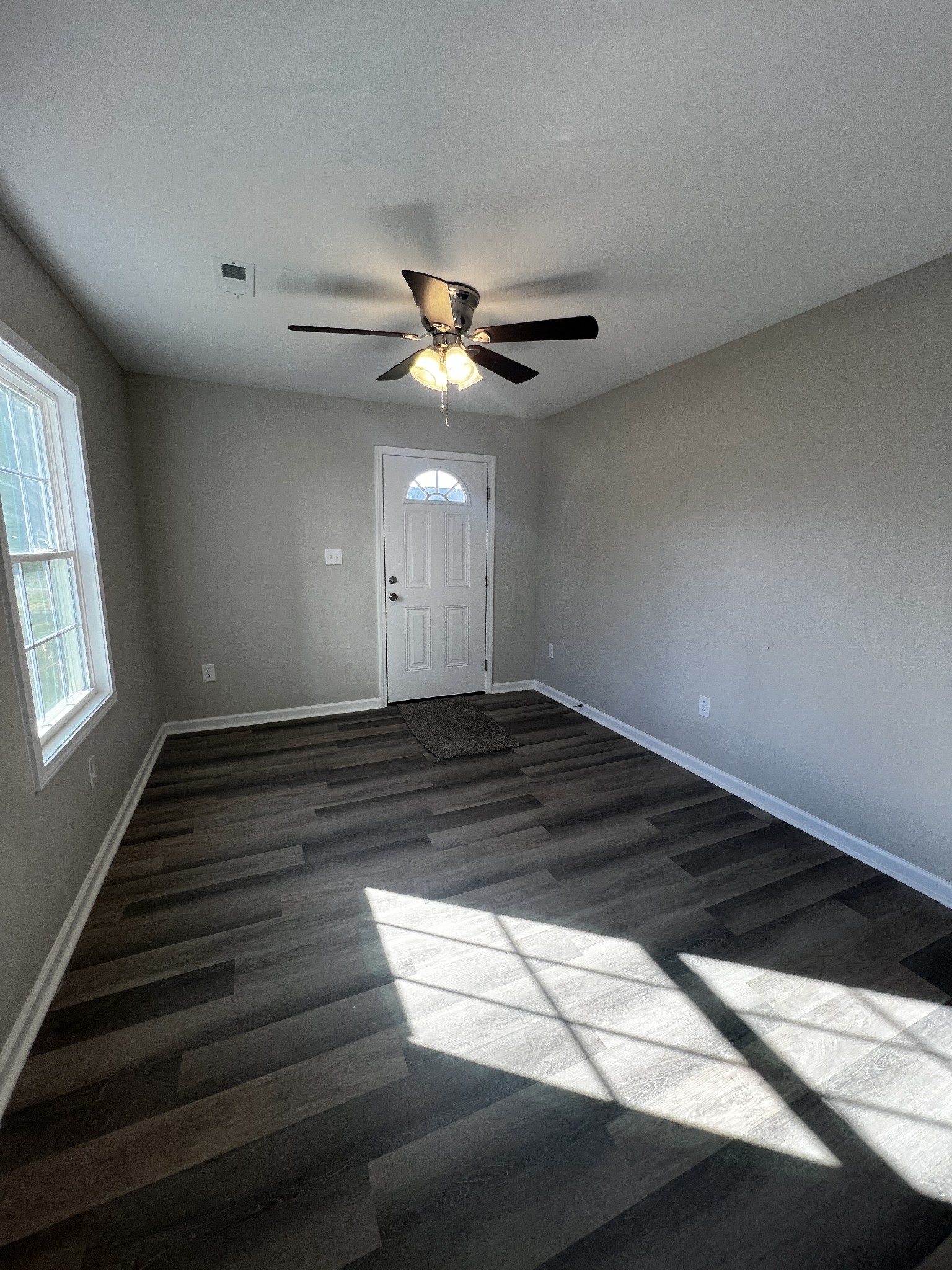 213 Notgrass Road Clarksville, TN 37042 - Photo 3 of 12 a view of an empty room